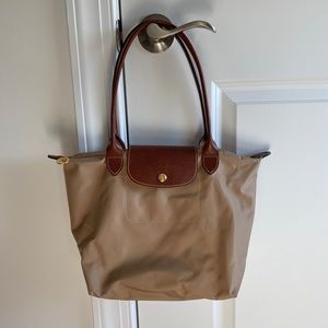 Longchamp purse